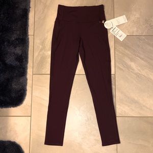 BRAND NEW Vuori Pace High Rise Leggings